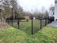 <b>4.5' High, Black, 3-Rail AlumiGuard Canterbury Aluminum Fence</b>